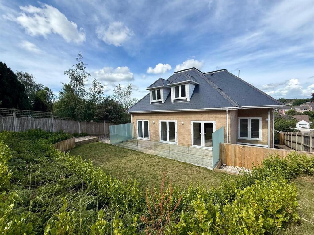 66 pr 19 back garden looking at property.jpg