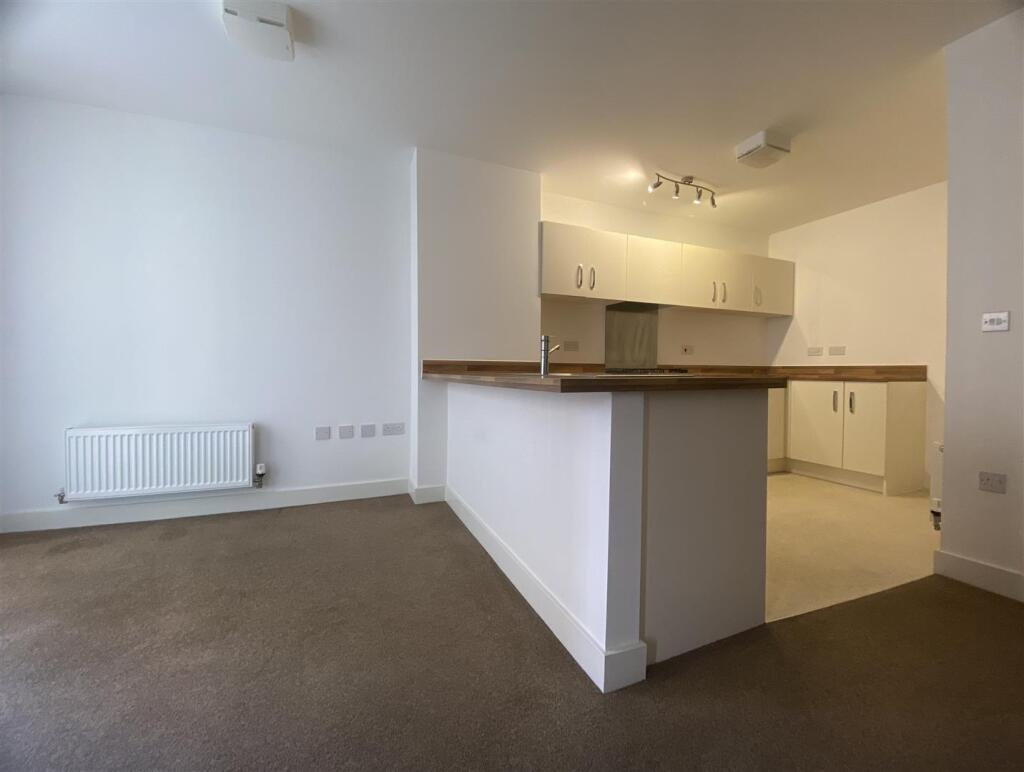 Kitchen I.jpg