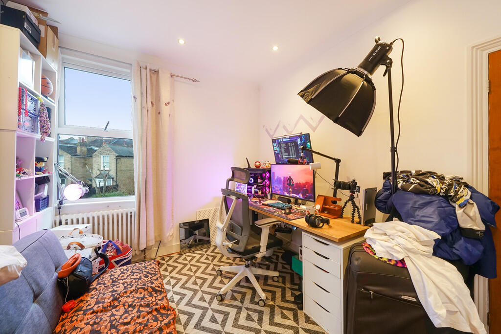 33 Pattenden Road...