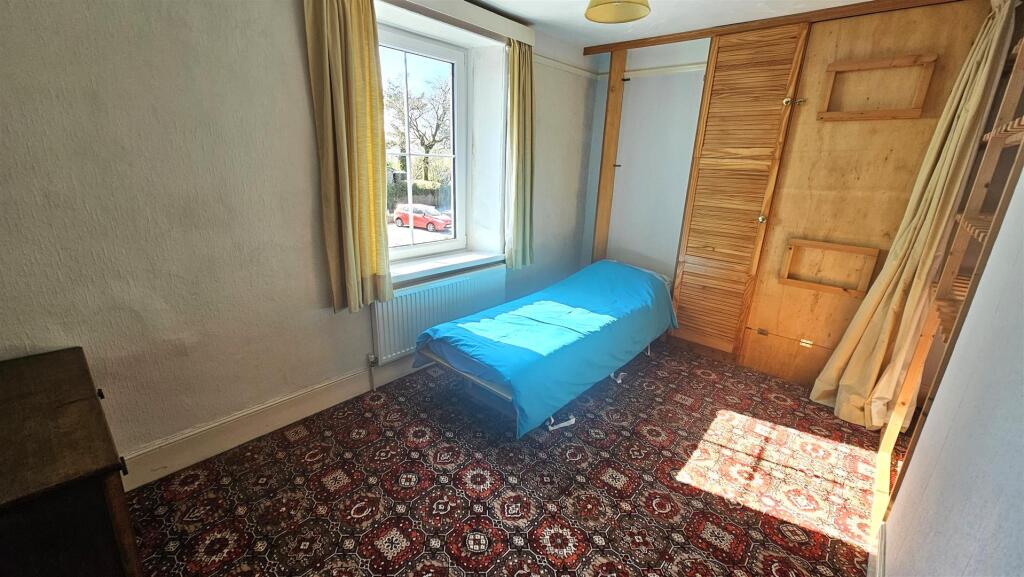 Bedroom 3.jpg