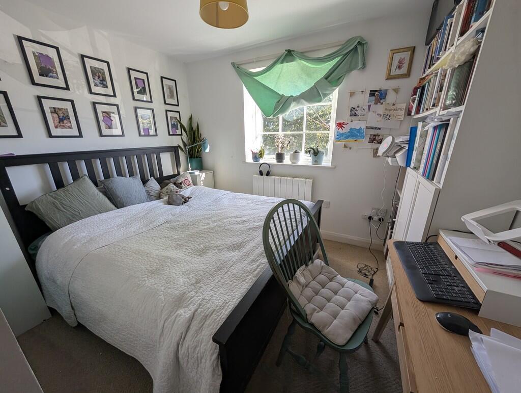 PXL_20251006_1005...