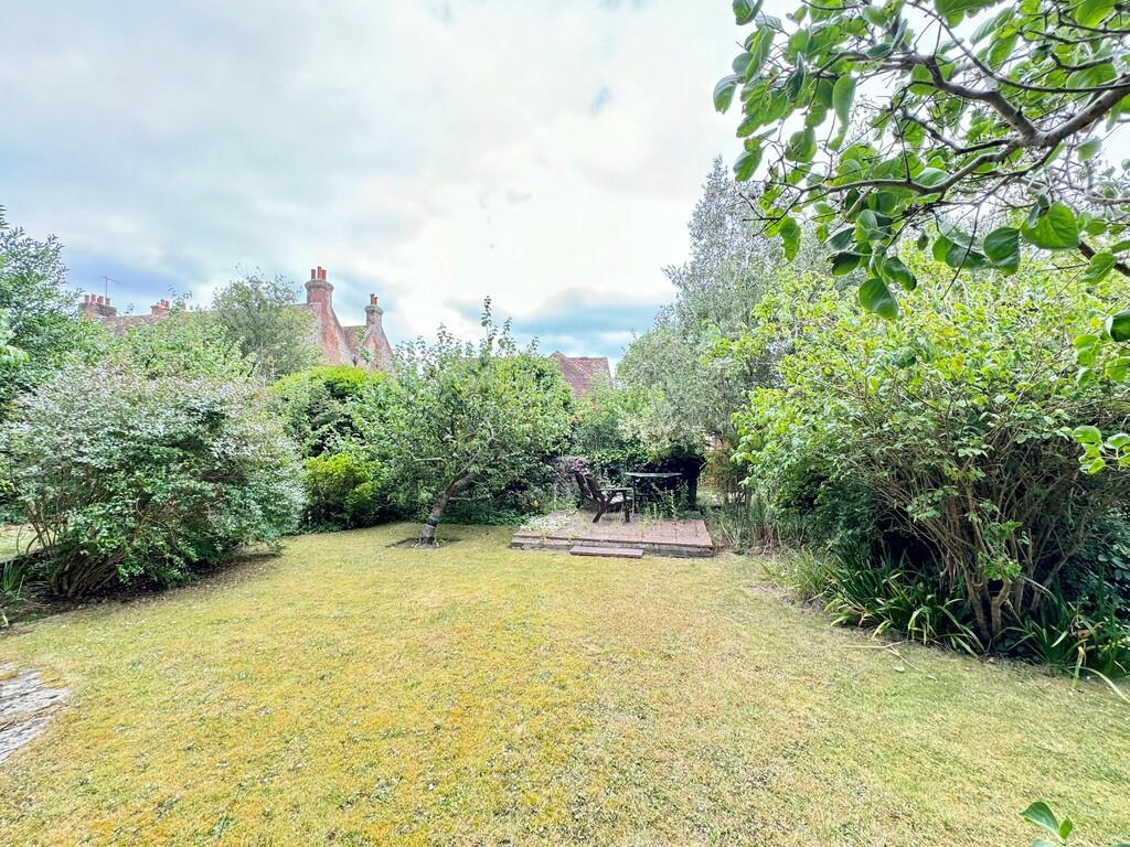 Tuts Cottage Rear...