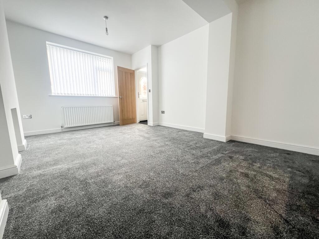 Dixon Street EweMove-12