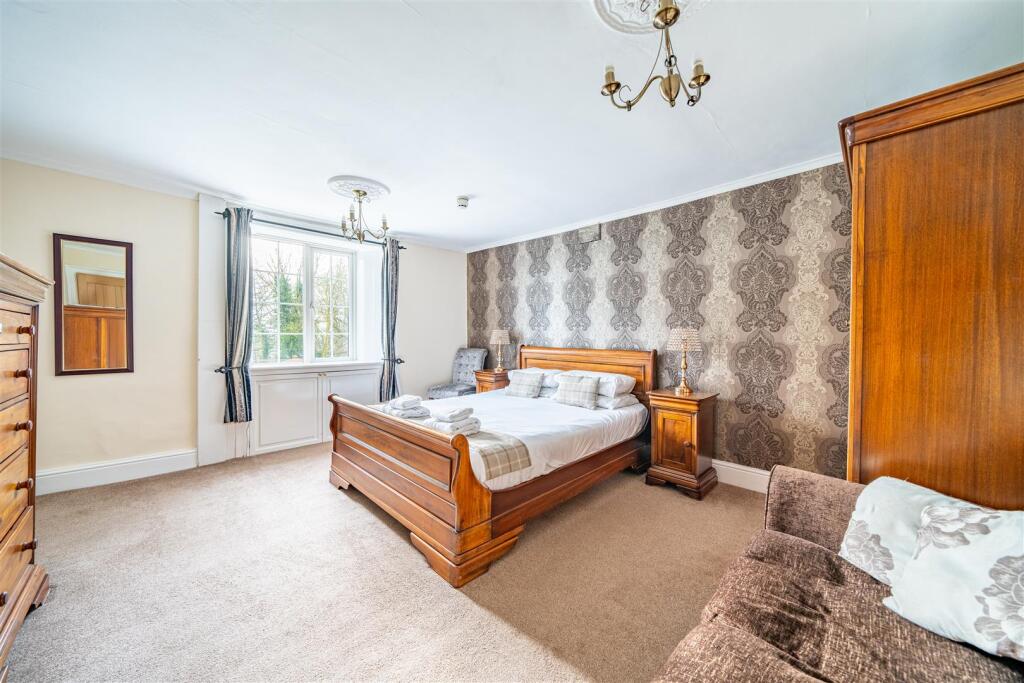 24235 East Ayton Lodge Hotel-036.jpg