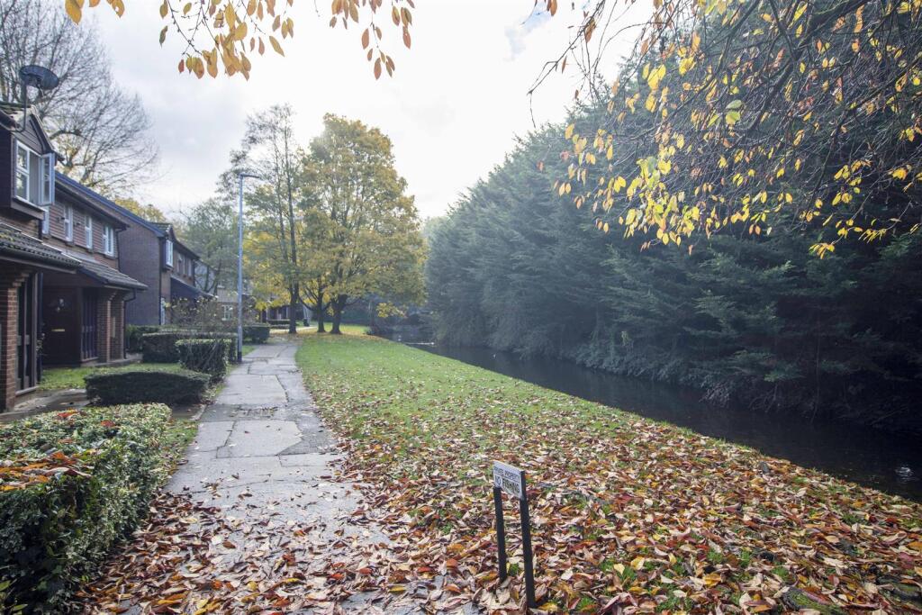 Communal Grounds