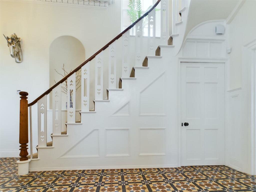 Stairs.jpg