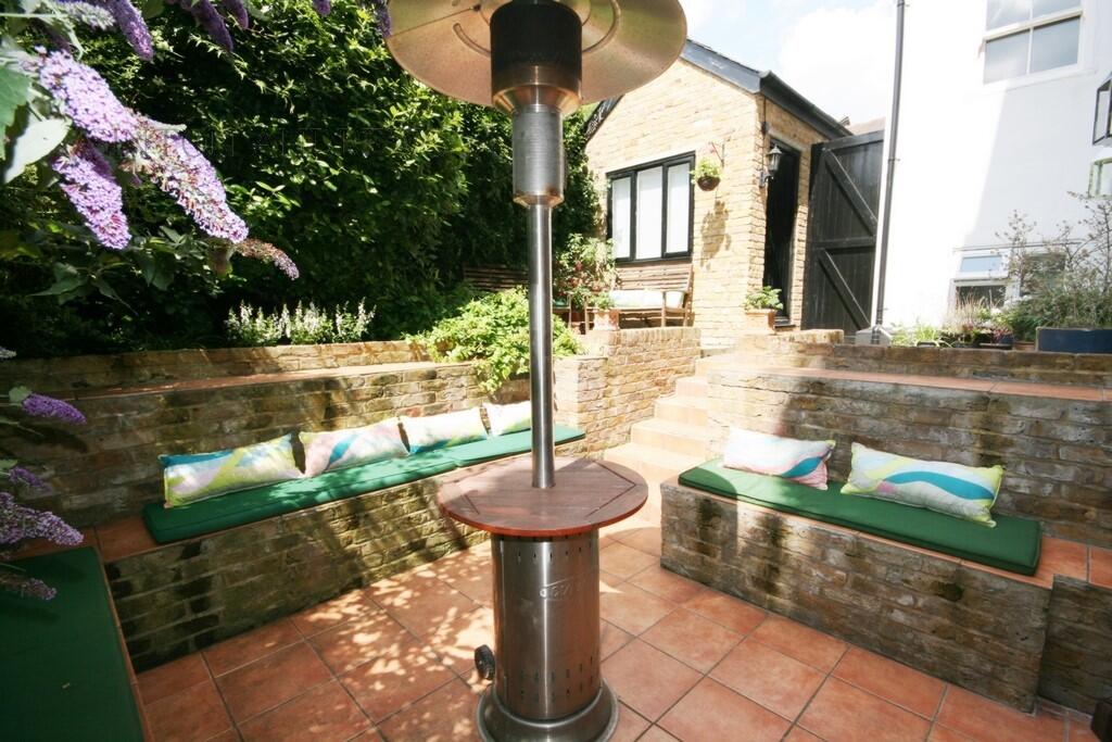 12 Blandford Back...