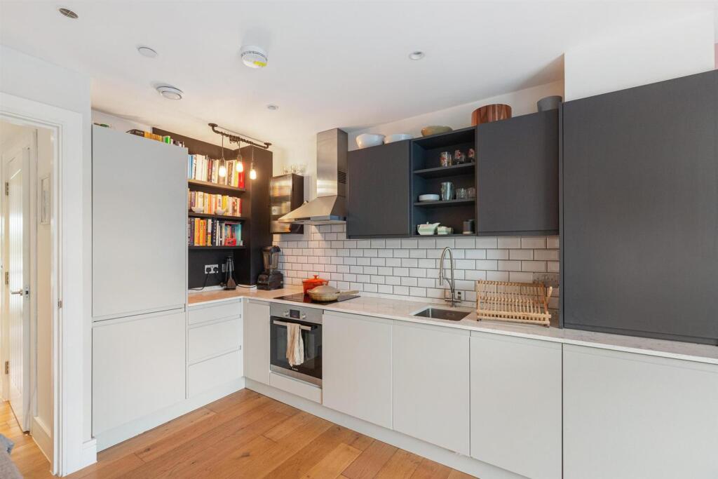 386B8882-HDR.jpg