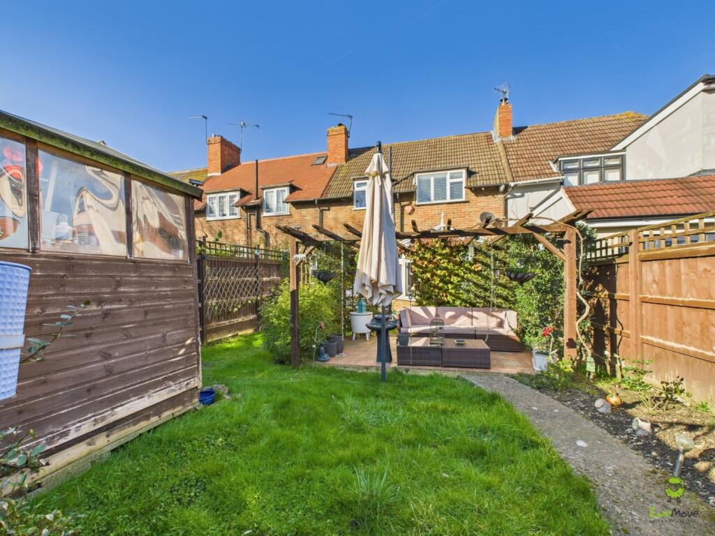 CAM04399G0-PR0038-STILL015