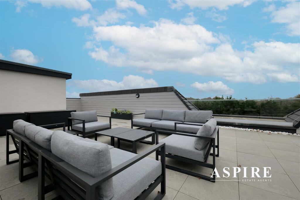 Aspire Estate Agents2001.jpg