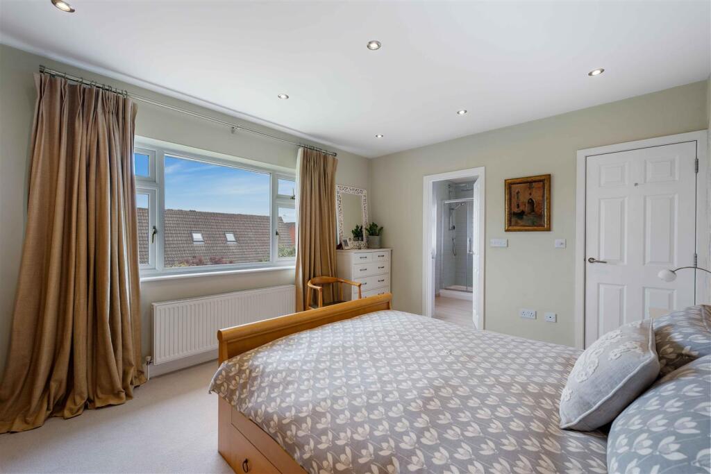 5 Banks Crescent-25.jpg