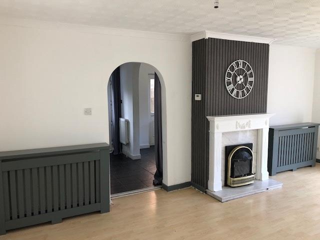 Living room2.jpg