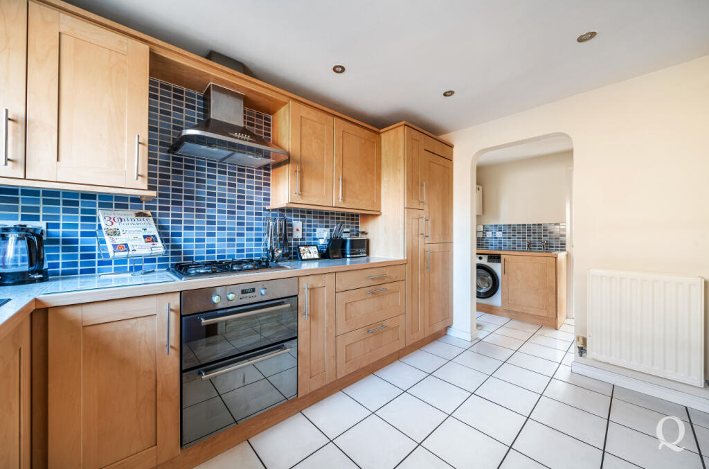 be9ae6ec-e135-403...