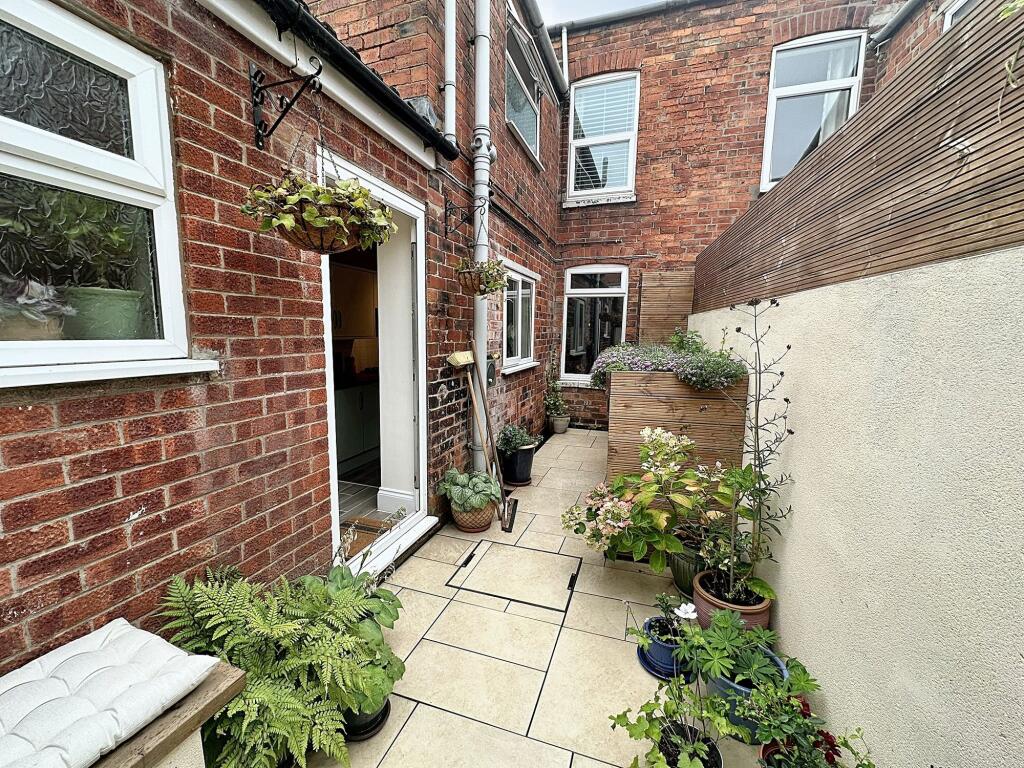 Courtyard Garden