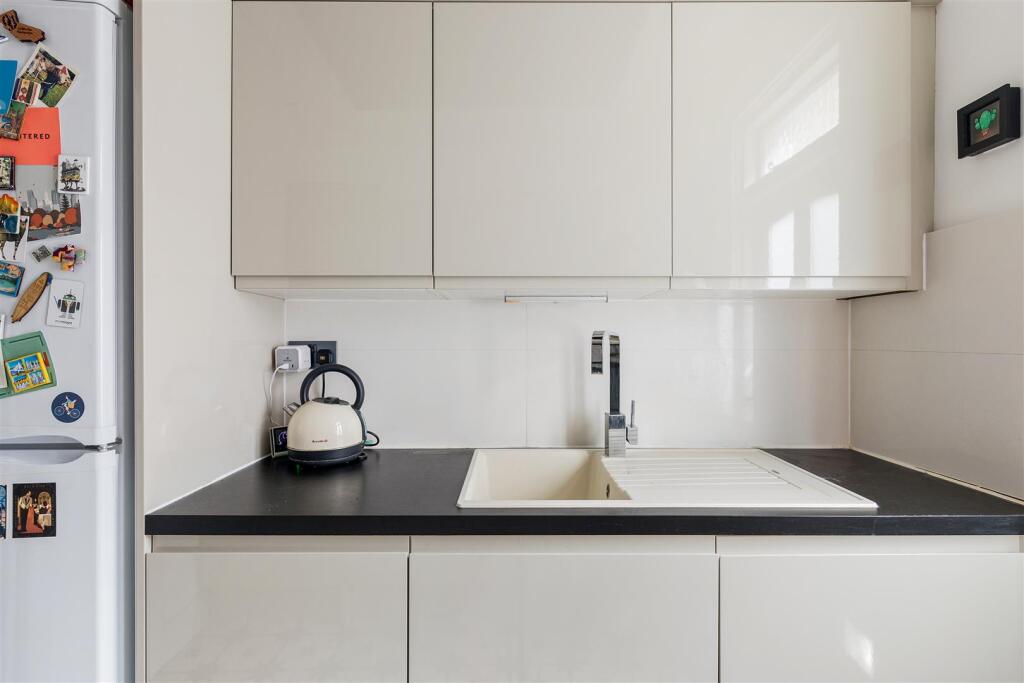 Seymour Road, E10