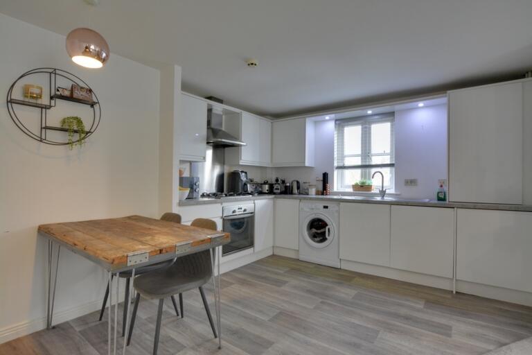 Lounge/Diner/Kitchen