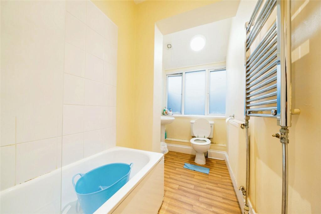 F2 Bathroom