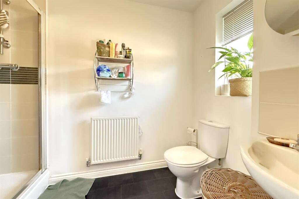 Shower Room 1