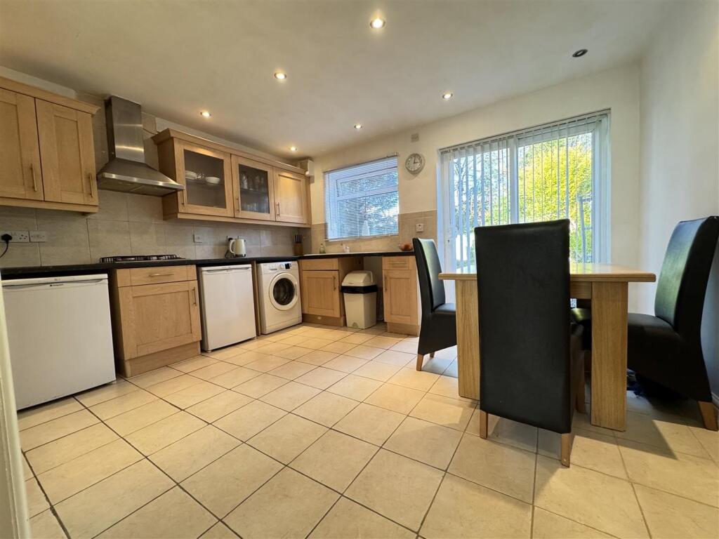 IMG_4960 (Large).JPG