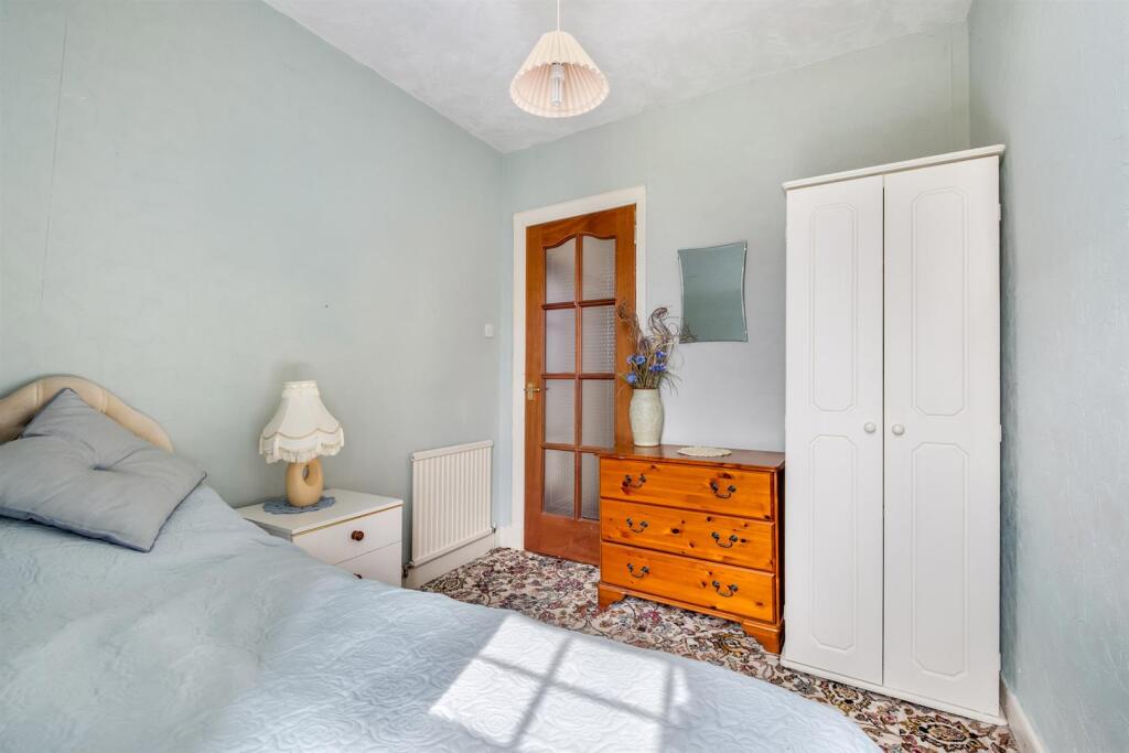 11 golf avenue (22).jpg