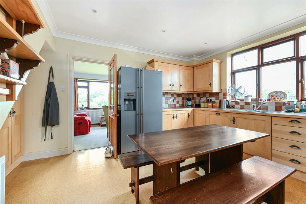 WARREN ROAD - TN354AG (1).jpg