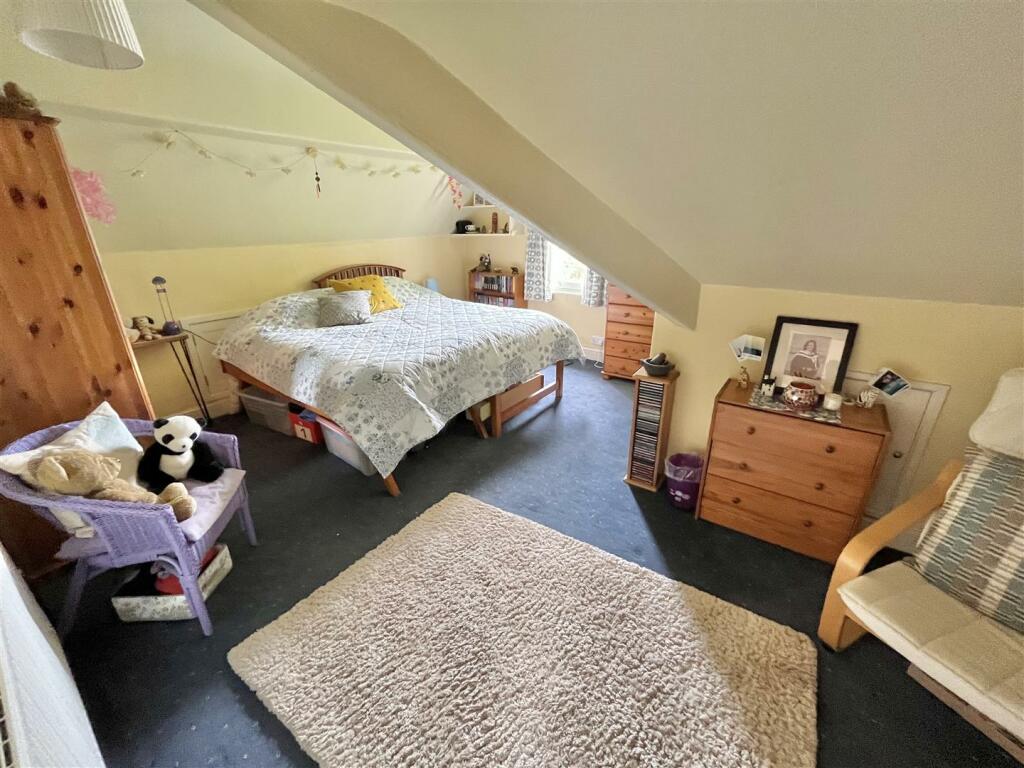 Bedroom 4 Aspect 2.jpg