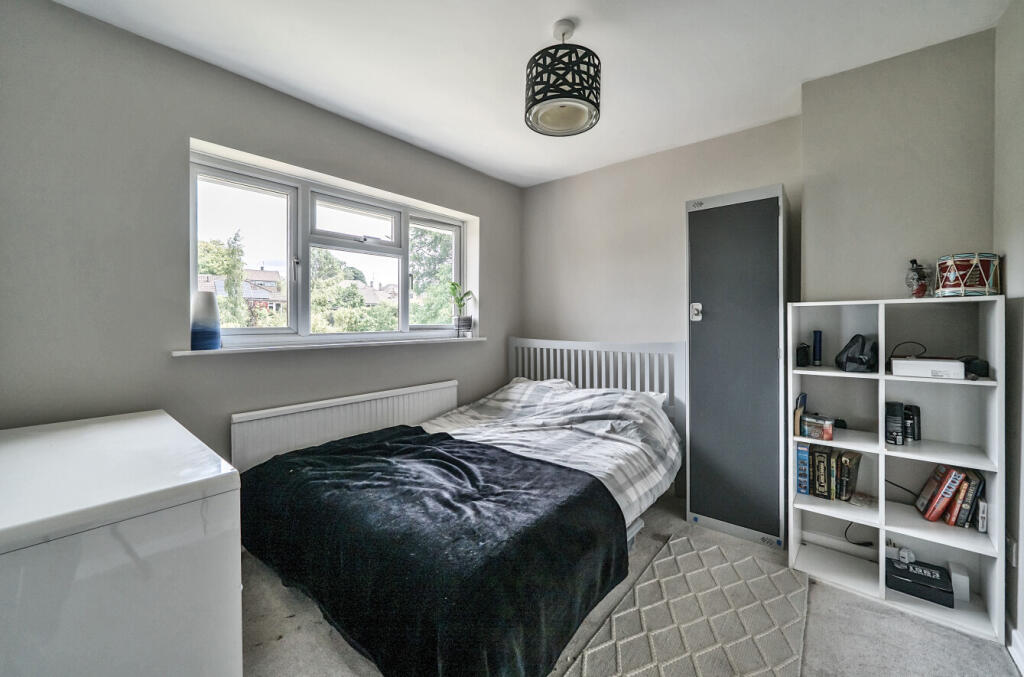 1296696-10-685a9a...