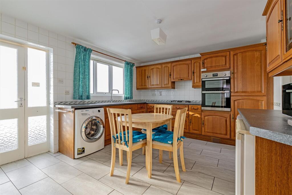 Kitchen-1.jpg