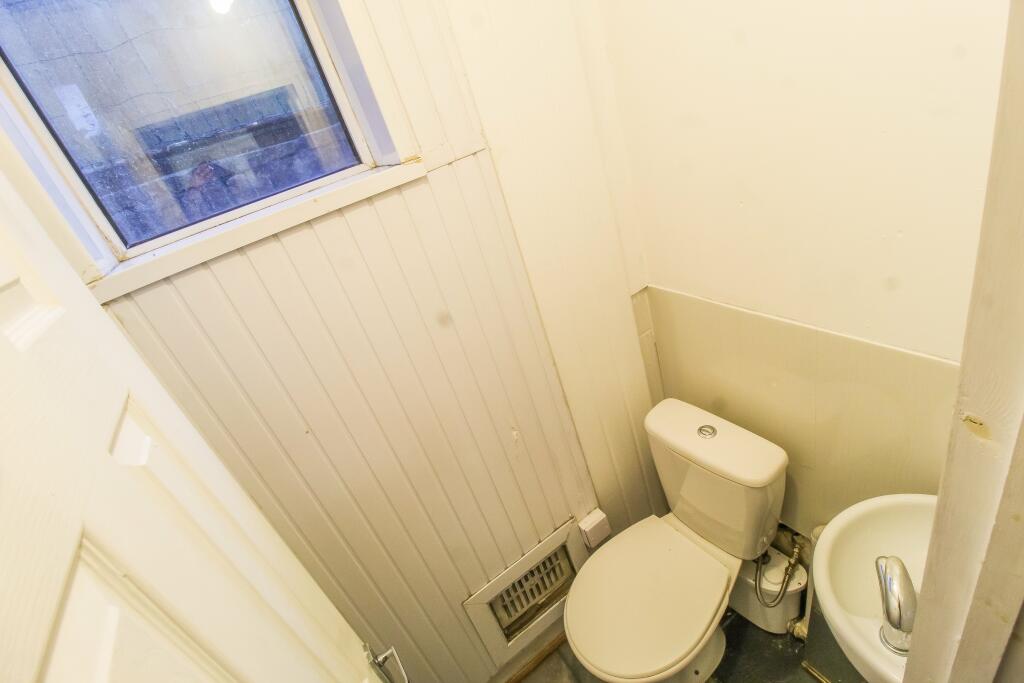 Toilet
