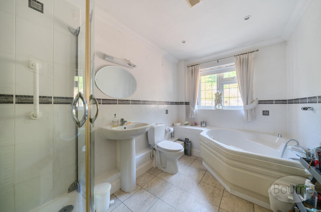 b6f38e28-813b-4e9...