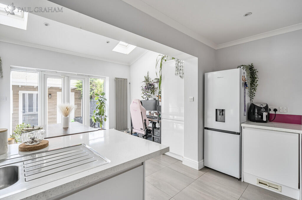 12eb7491-cec2-434...