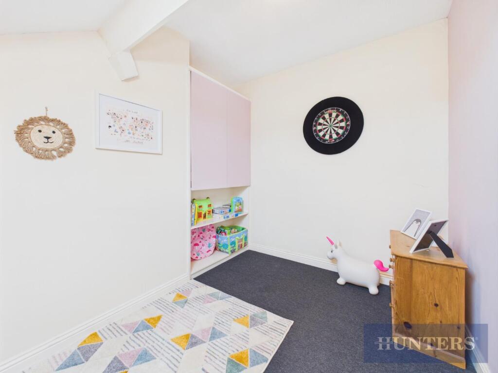 CAM05316G0-PR0117-STILL006.jpg