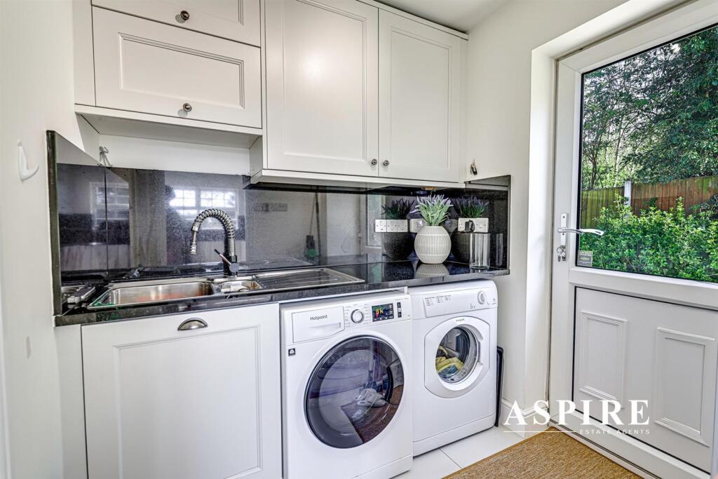 Aspire Estate Agents115.jpg