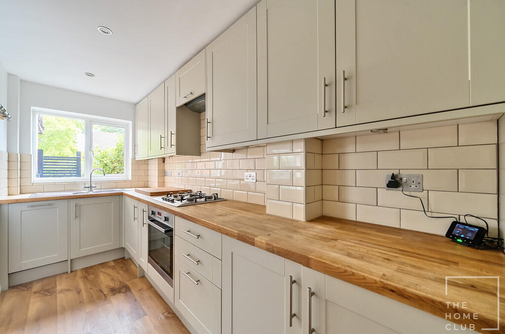 07a3b77c-cd26-4e5...