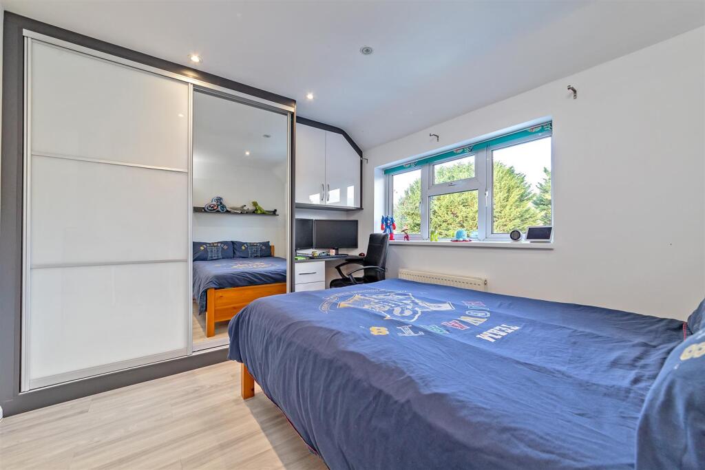 10BirchwoodWay-31.jpg