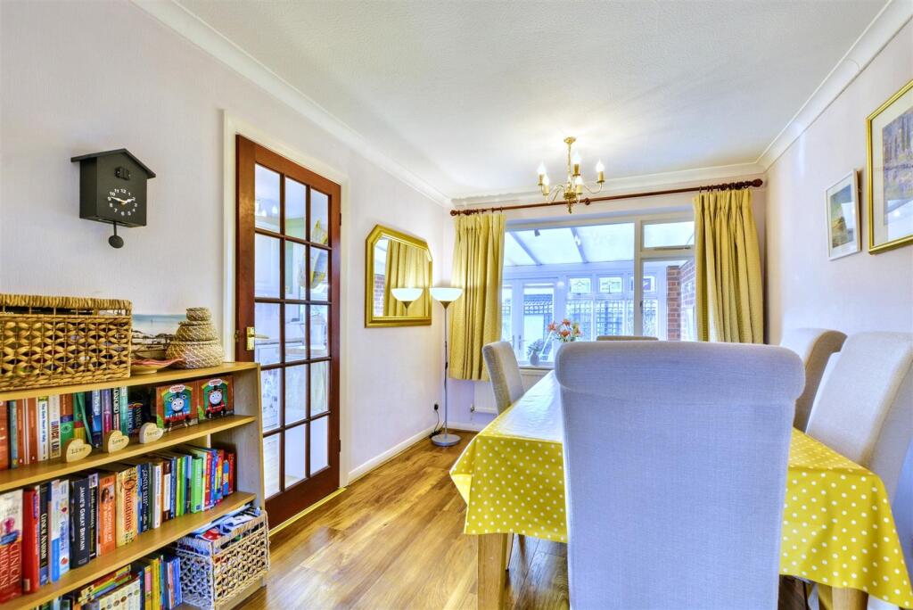 Dining Room_2.jpeg