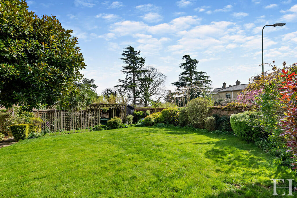 8591206-exteriorw...