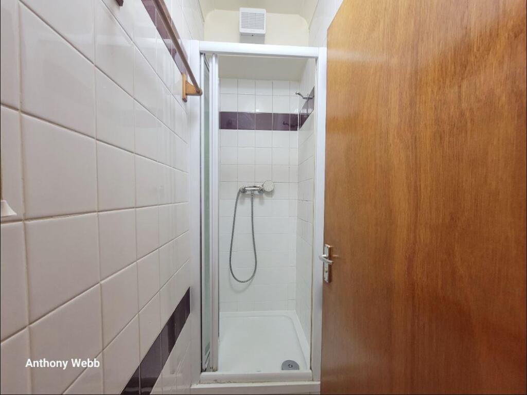 ground shower