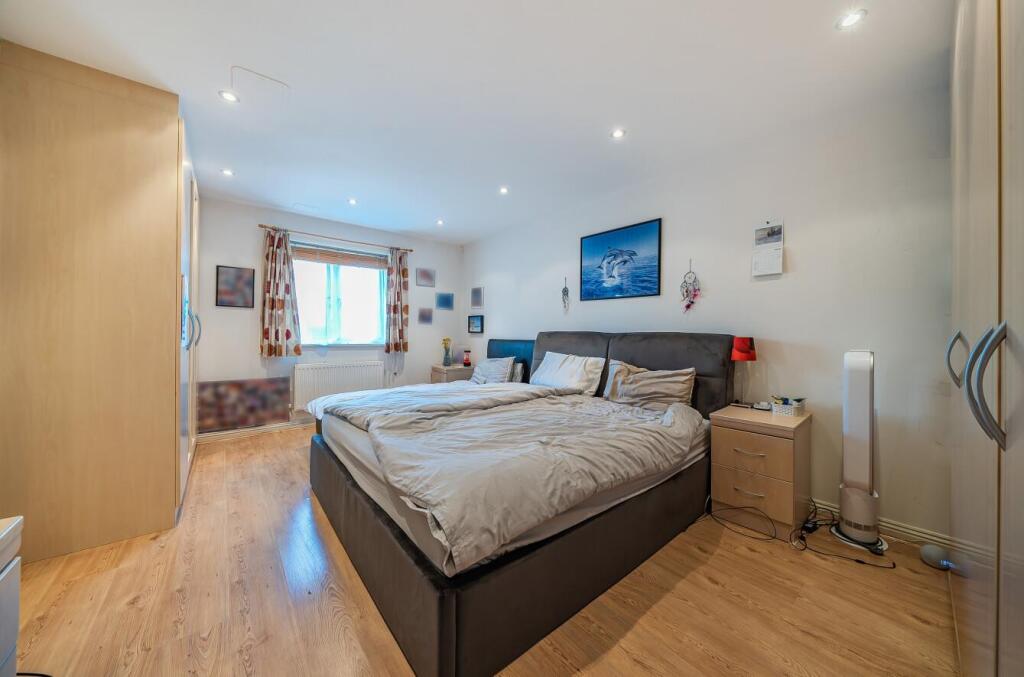 Davidson Frost-Wellings, DFW, Pond House, Stanmore