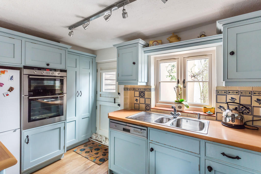 Kitchen (2)