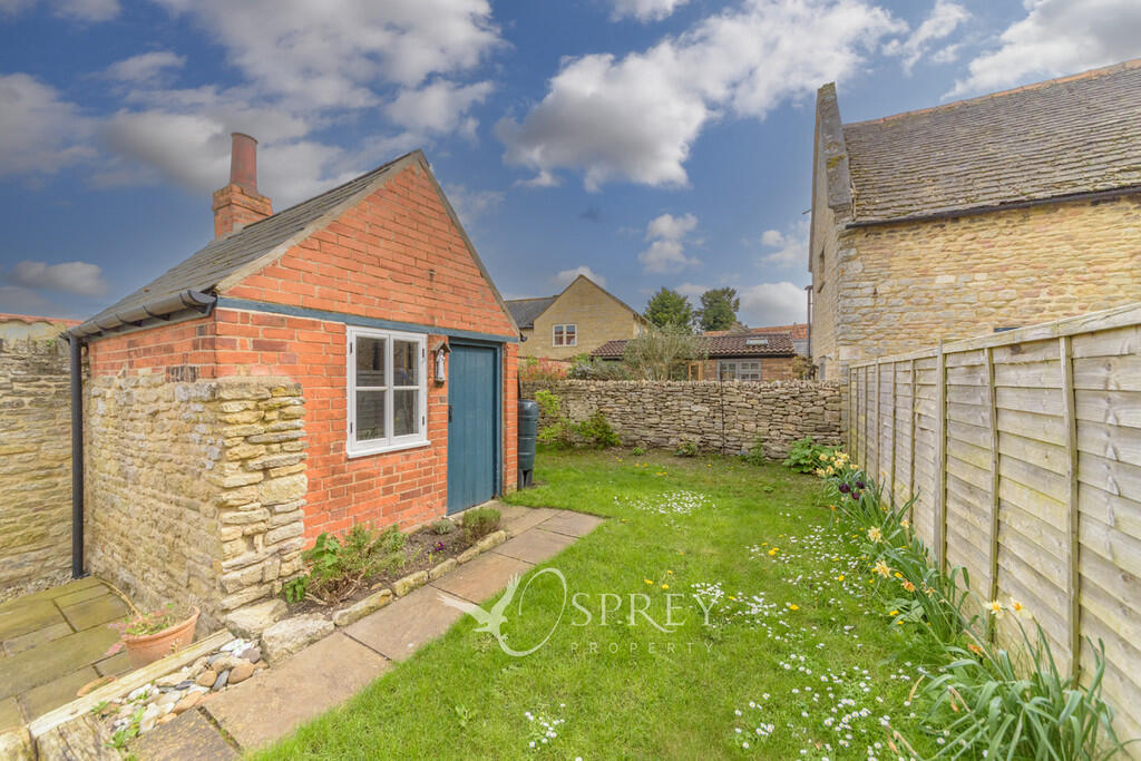 Garden Outbuildin...