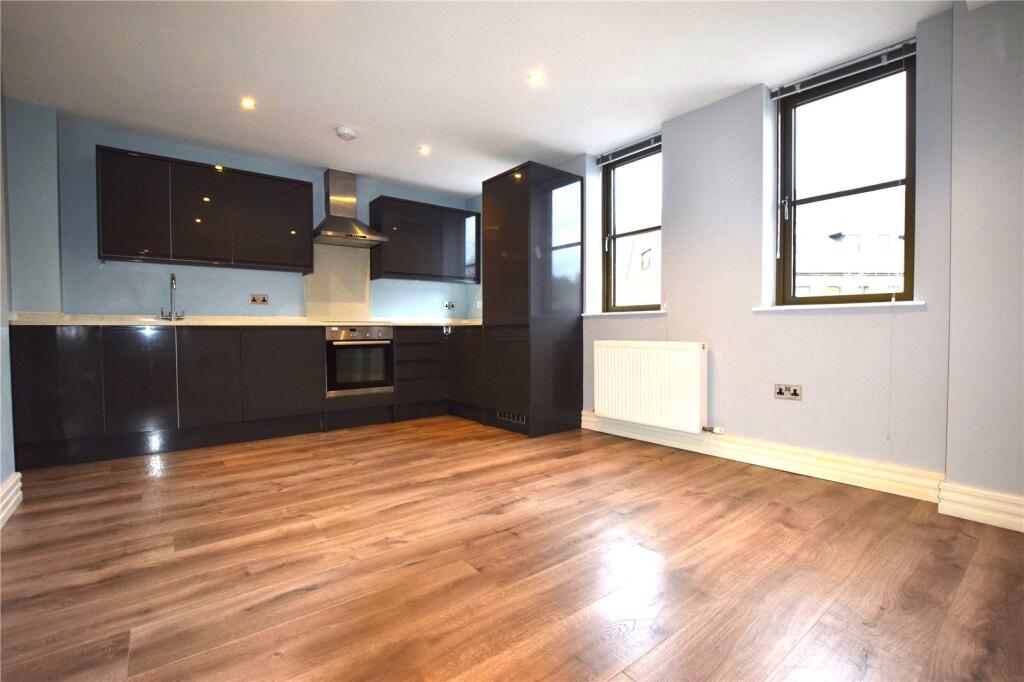 Kitchen/Reception