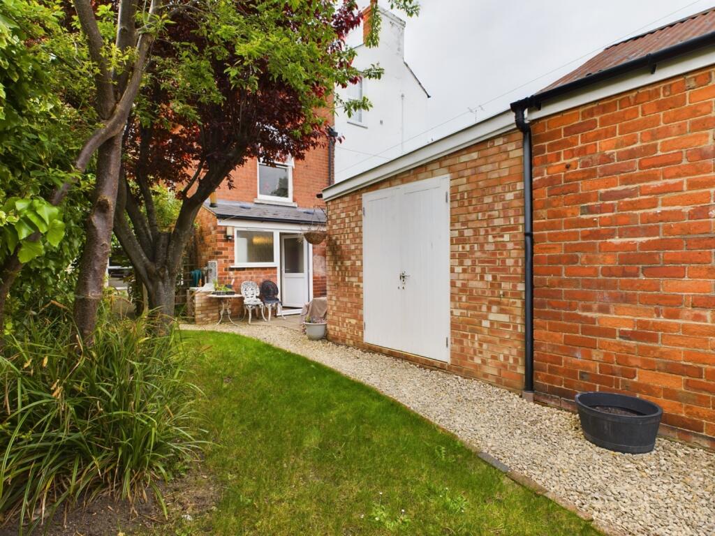 CAM03062G0-PR0029-STILL013