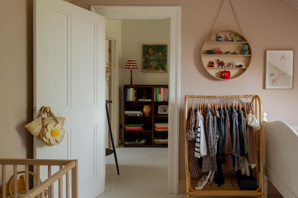 280683 - Greenwood Road, London E8 - high res -...