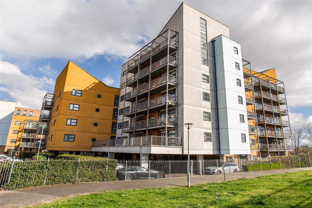 206 Maltings Close-1.jpg