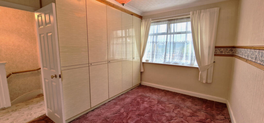 REAR BEDROOM