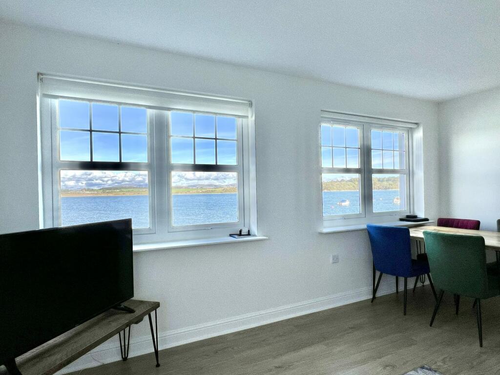 3 Callanders Close, Garlieston - Williamson and He