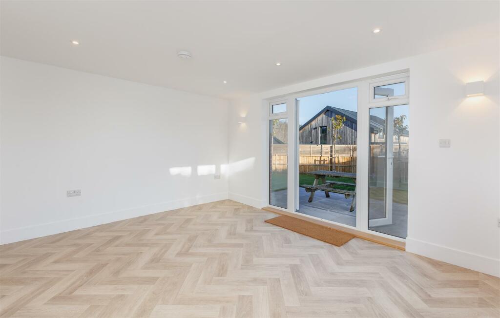 Sitting Room.jpg