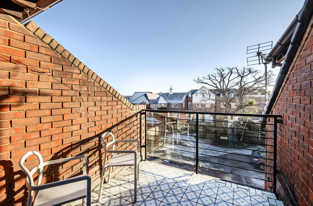 1394620-6-695bcce...