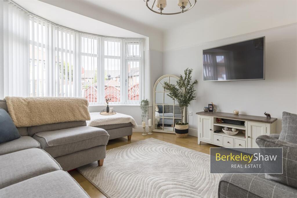 Thornfield Road Thornton L23